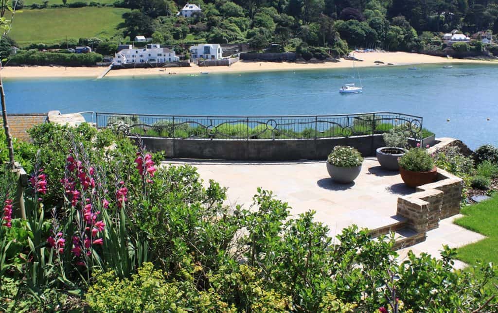 Garden Roof Terrace overlooking the sea at Salcombe