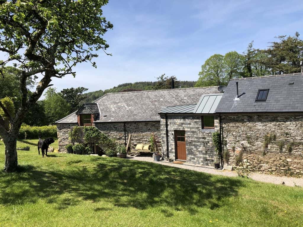Orchard Garden of traditional Devon barns